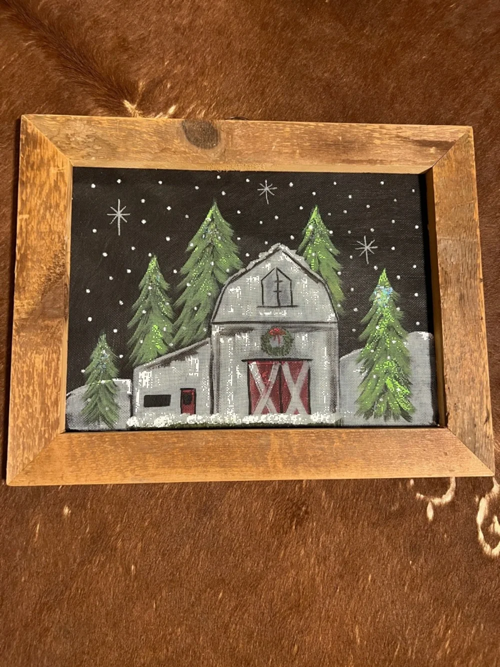 Hand-Painted Holiday Barn Wall Art - Green & Gray - Picture 13 of 16
